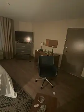 Youcunn online show from 03-08-26, 07:11