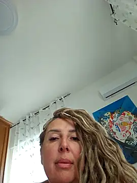 Snapshot of MariaRichi_ chatting on 10-04-25, 07:32 MariaRichi  online show from 10-04-25, 07:32