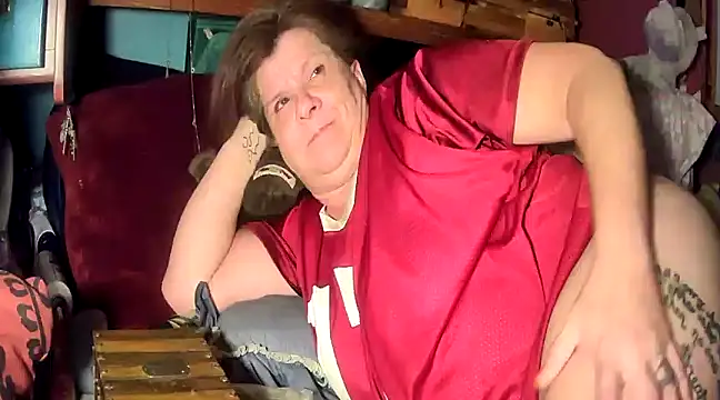 Snapshot of Fantasymaid80 chatting on 02-08-25, 06:22 Fantasymaid80 online show from 02-08-25, 06:22