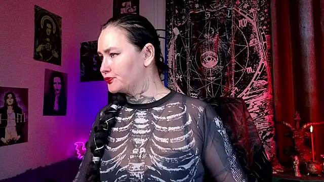Snapshot of Emmybrightj_ chatting on 05-22-26, 02:53 Emmybrightj online show from 05-22-26, 02:53