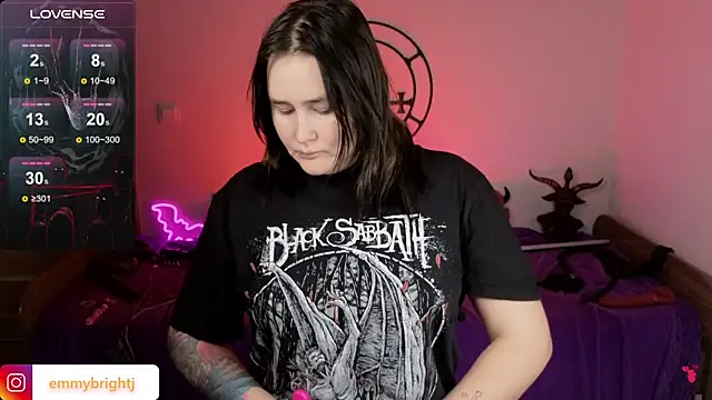 Emmybrightj  online show from 12-15-25, 01:33