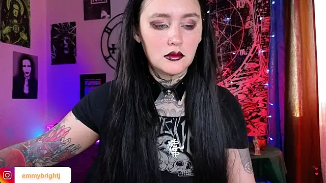Snapshot of Emmybrightj_ chatting on 05-15-26, 02:09 Emmybrightj online show from 05-15-26, 02:09