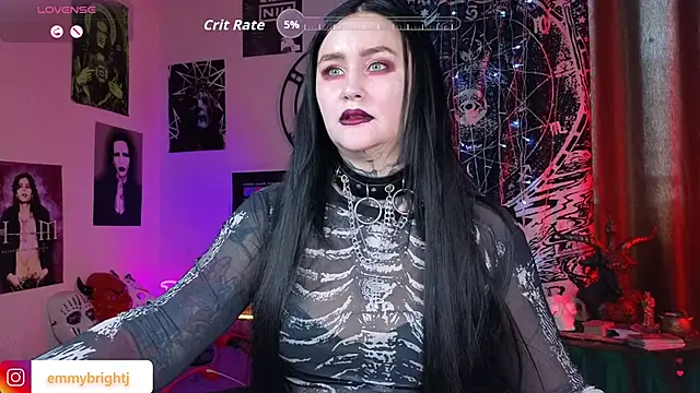 Snapshot of Emmybrightj_ chatting on 04-21-26, 02:51 Emmybrightj online show from 04-21-26, 02:51