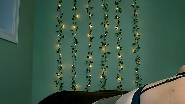 SummerLovingXoXo online show from 11-26-25, 11:05