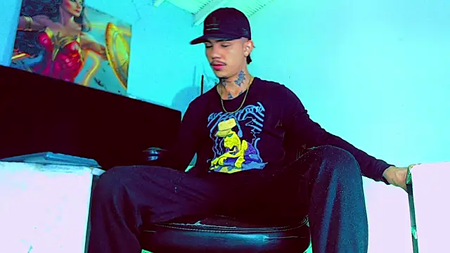 HannibalLester online show from 10-25-25, 04:33