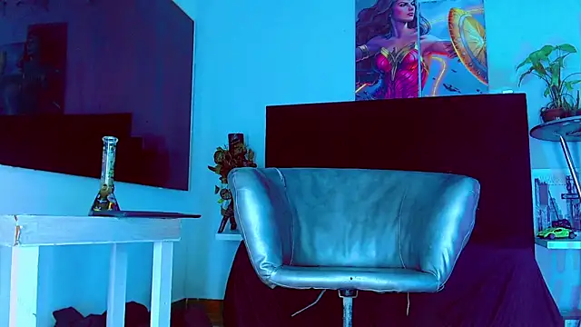 HannibalLester online show from 12-20-25, 04:26