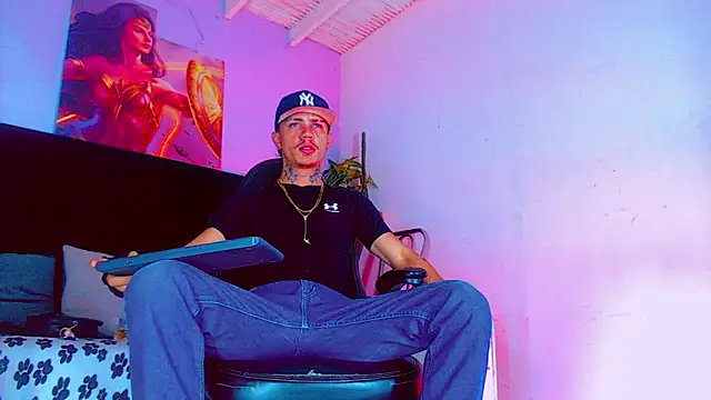 HannibalLester online show from 11-06-25, 04:27