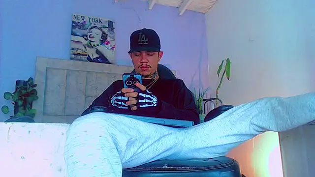 HannibalLester online show from 10-05-25, 04:53