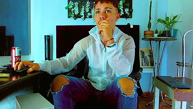 HannibalLester online show from 03-07-26, 04:30