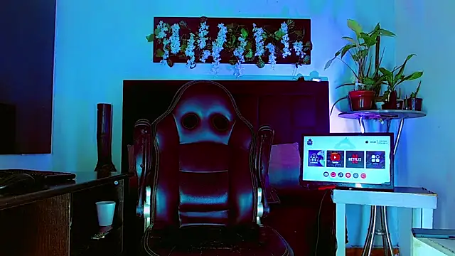 HannibalLester online show from 03-03-26, 03:57