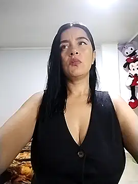 hailey85 online show from 02-04-26, 11:44