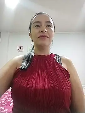 Snapshot of hailey85 chatting on 07-17-26, 11:02 hailey85 online show from 07-17-26, 11:02