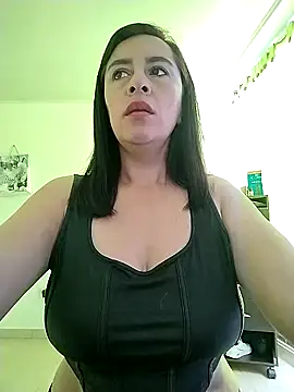 hailey85 online show from 12-14-25, 01:06