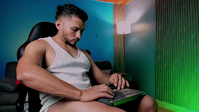 maximusclark1 online show from 01-07-26, 03:00