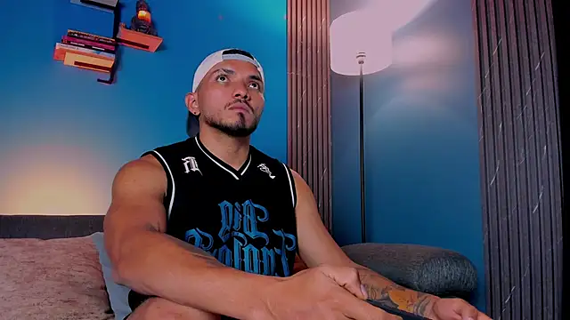 maximusclark1 online show from 10-23-25, 08:51