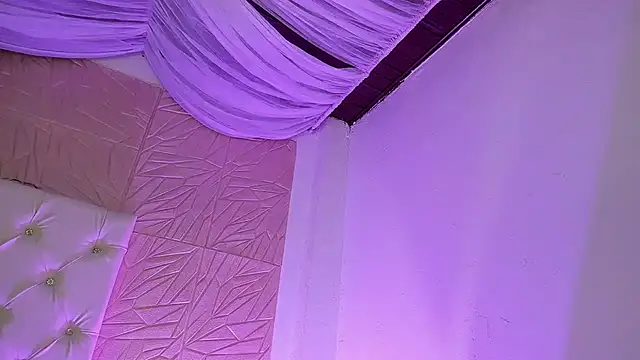 Snapshot of sadashi_moon_ chatting on 03-12-25, 12:53 sadashi moon online show from 03-12-25, 12:53