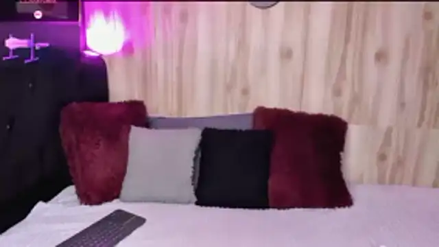 yoishat77 online show from 11-06-25, 05:33