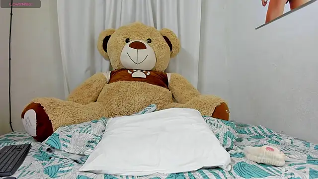 sweet amalia4 online show from 10-01-25, 10:02