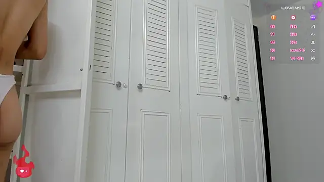 sweet amalia4 online show from 11-19-25, 08:09