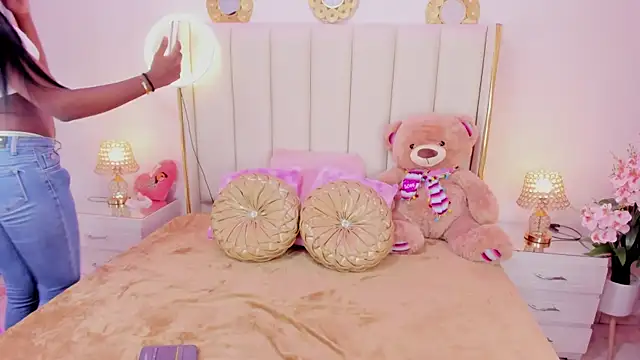 evangelin ts online show from 10-11-25, 01:45