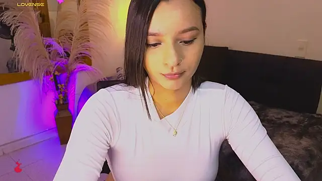 Hannah williams1 online show from 01-12-26, 02:51