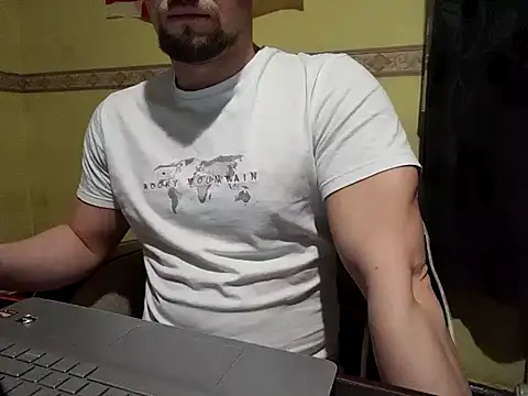 Regularfucker28 online show from 03-10-25, 02:17