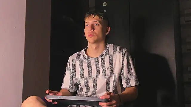 Dimitri higth420 online show from 11-18-25, 11:26