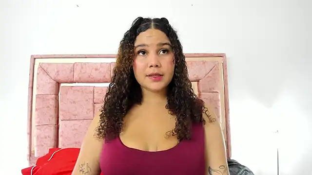 zoee lovv online show from 01-28-25, 03:15