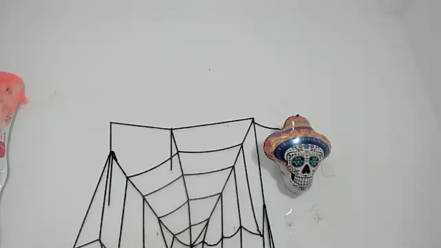 zoee lovv online show from 10-18-25, 03:08