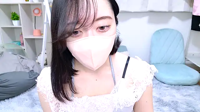 Yurie  online show from 02-23-25, 02:29