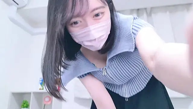 Yurie  online show from 02-01-25, 02:47