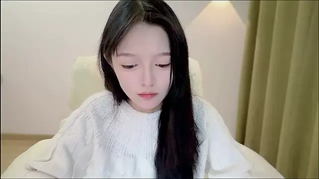 xiaodaibabyy online show from 11-06-25, 02:43