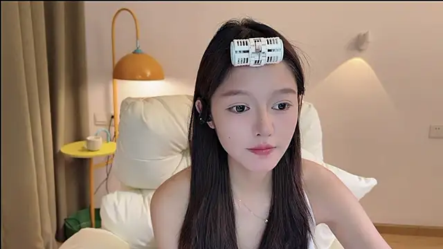 xiaodaibabyy online show from 09-17-25, 06:37
