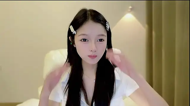 xiaodaibabyy online show from 10-30-25, 06:44