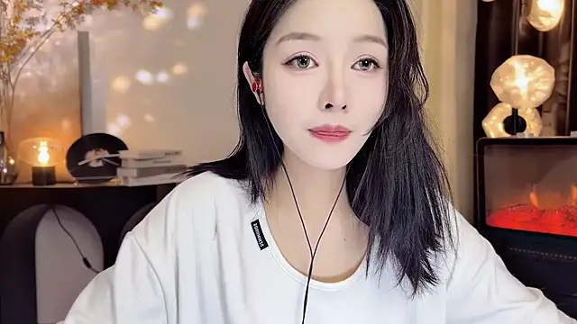 xiaodaibabyy online show from 02-15-25, 04:12