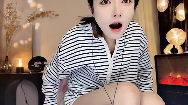 xiaodaibabyy online show from 02-26-25, 01:11