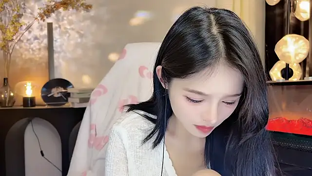 xiaodaibabyy online show from 02-25-25, 07:16