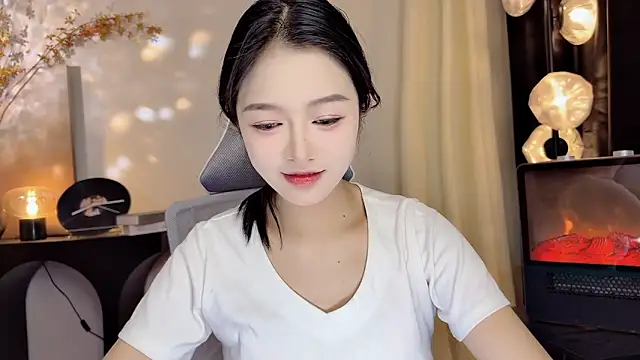 xiaodaibabyy online show from 02-13-25, 01:48