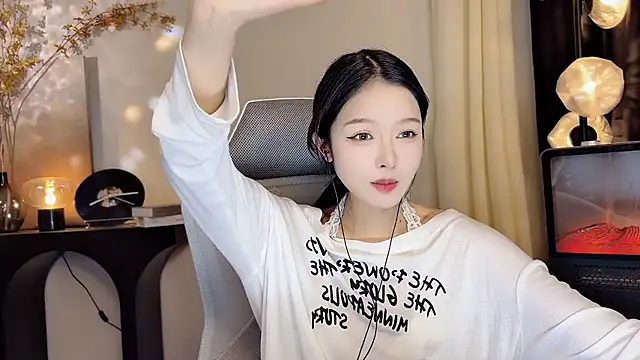 xiaodaibabyy online show from 02-10-25, 01:22