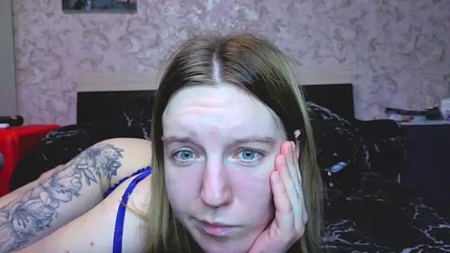 Snapshot of Baiambel_Mi chatting on 11-23-25, 03:33 Baiambel Mi online show from 11-23-25, 03:33