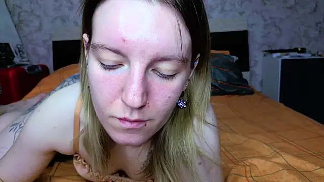 Snapshot of Baiambel_Mi chatting on 02-16-26, 03:32 Baiambel Mi online show from 02-16-26, 03:32