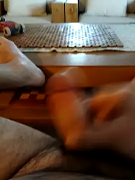 Snapshot of FranckFrance chatting on 11-02-25, 02:33 FranckFrance online show from 11-02-25, 02:33