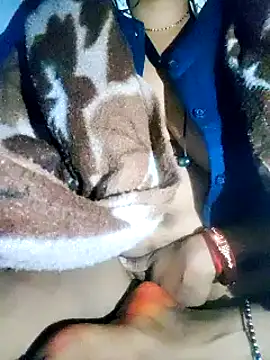 Snapshot of lovelyruhi chatting on 12-26-24, 06:33 lovelyruhi online show from 12-26-24, 06:33