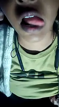 Snapshot of lovelyruhi chatting on 01-05-25, 06:02 lovelyruhi online show from 01-05-25, 06:02