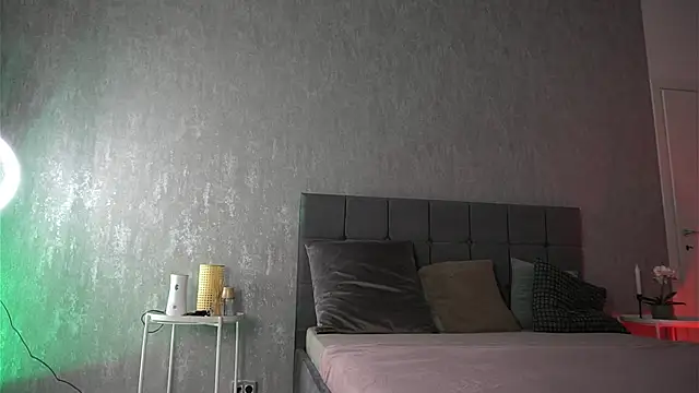 KatelynSparks online show from 11-12-25, 06:39