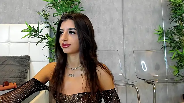 KatelynSparks online show from 02-17-25, 06:20