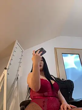 KeiraDark online show from 02-11-26, 05:07