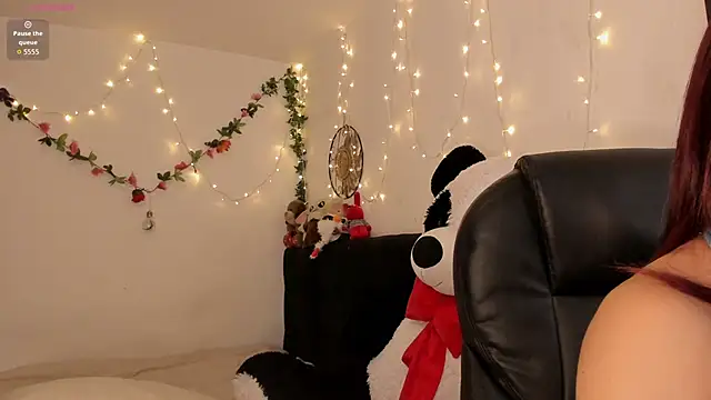 Carlasxdreams online show from 12-22-25, 11:27