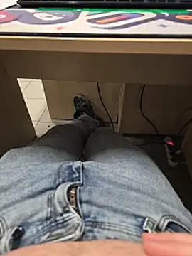 Ibag01 online show from 12-15-25, 03:29