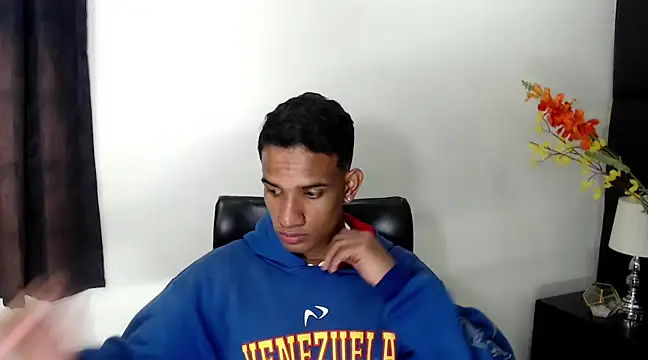 Snapshot of AbrahanBratz chatting on 01-03-25, 07:18 AbrahanBratz online show from 01-03-25, 07:18